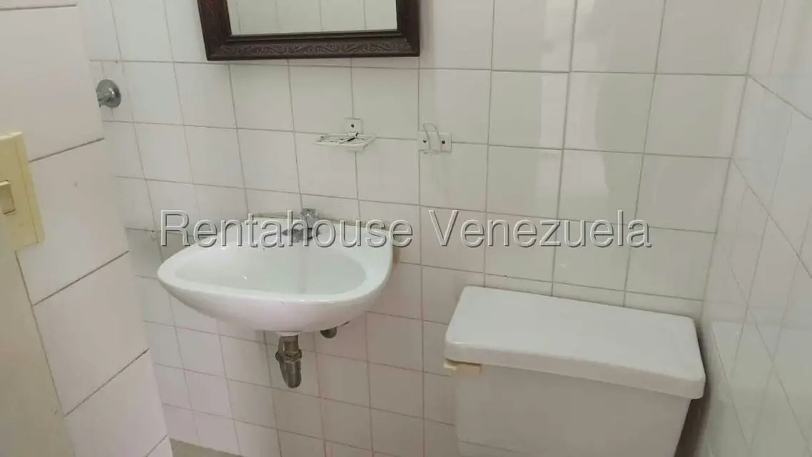 Apartamento (1 Nivel) en Venta en La Urbina, Distrito Metropolitano - 35