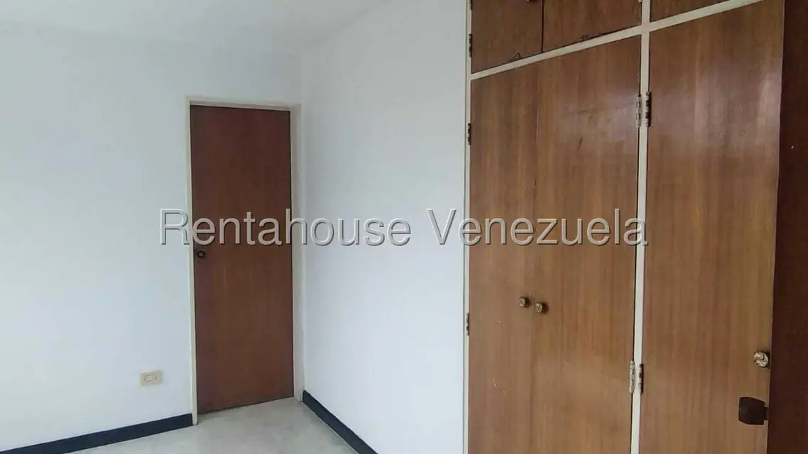 Apartamento (1 Nivel) en Venta en La Urbina, Distrito Metropolitano - 37