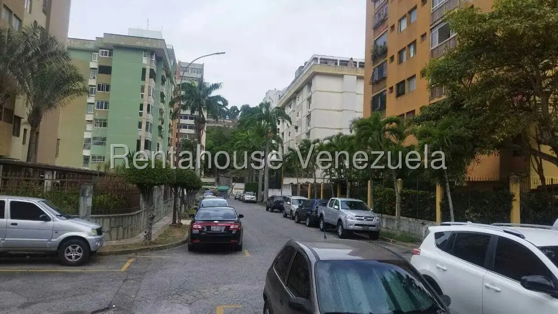 Apartamento (1 Nivel) en Venta en La Urbina, Distrito Metropolitano - 4
