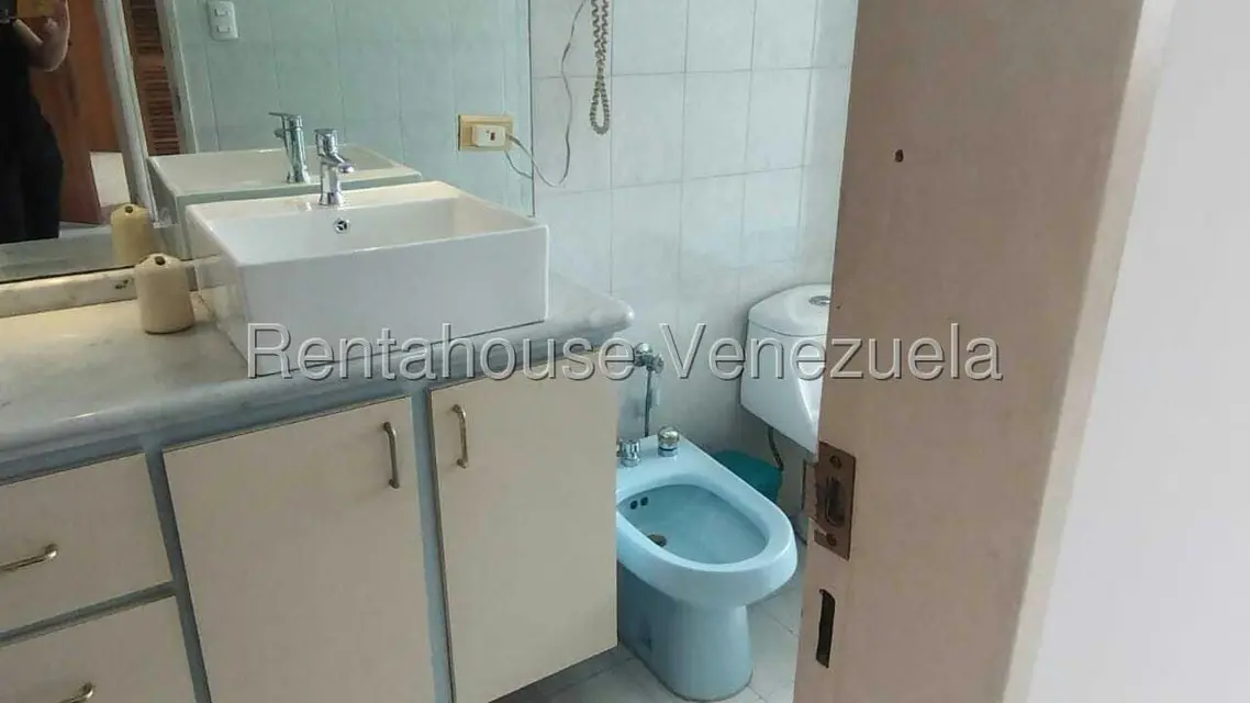 Apartamento (1 Nivel) en Venta en La Urbina, Distrito Metropolitano - 46