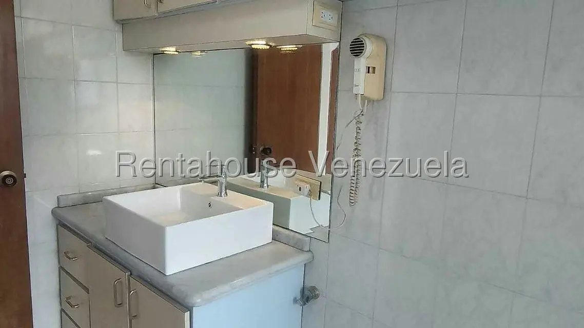 Apartamento (1 Nivel) en Venta en La Urbina, Distrito Metropolitano - 47