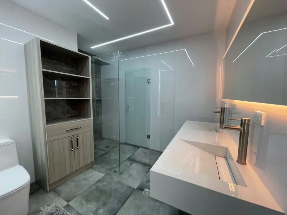Se vende PH duplex 480m2 4H+S/6B/3P Las Mercedes - 13