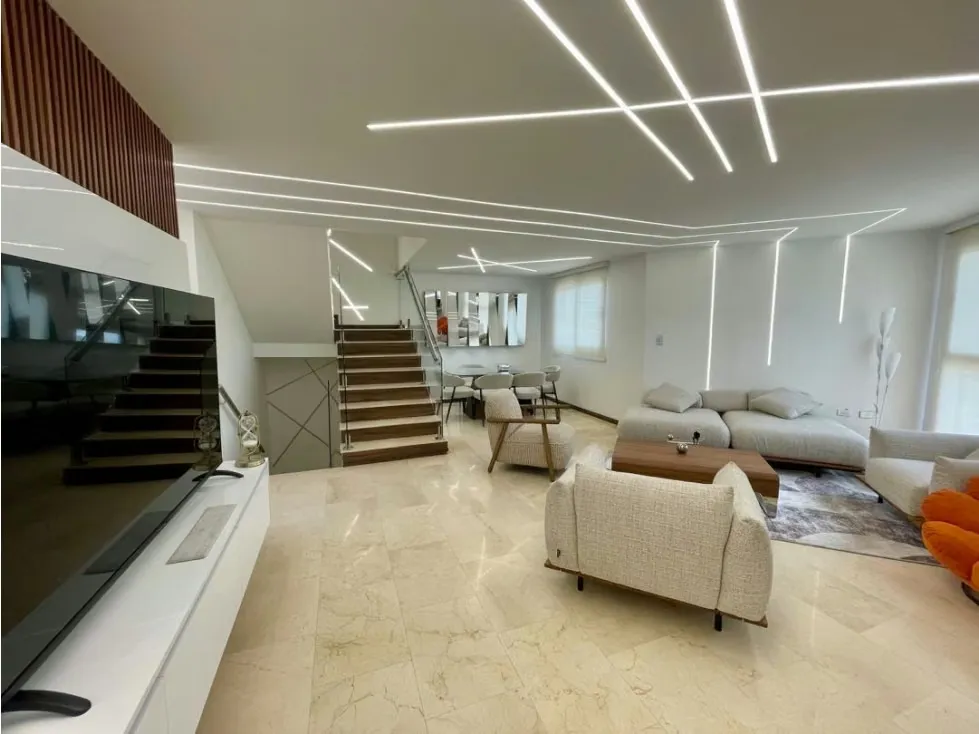 Se vende PH duplex 480m2 4H+S/6B/3P Las Mercedes - 3