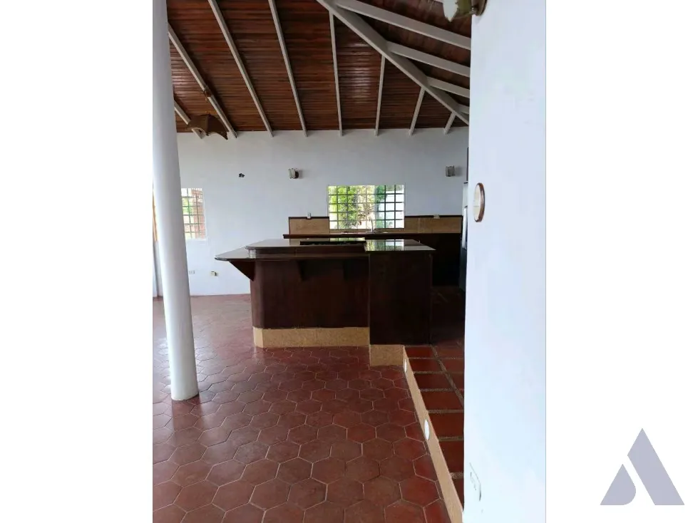 Alquilo casa 320m2 Caicaguana 3800 - 5