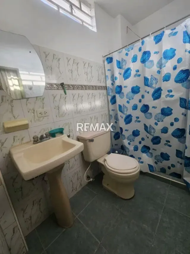 Apartamento en Alquiler! Urb. Arjona Tiene doble entrada: por la vía principal de Arjona - 4