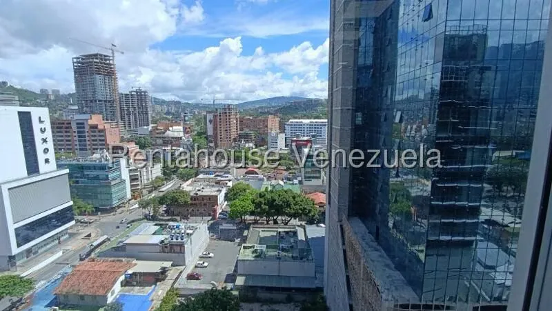 Oficina en Alquiler en Las Mercedes, Distrito Metropolitano - 11
