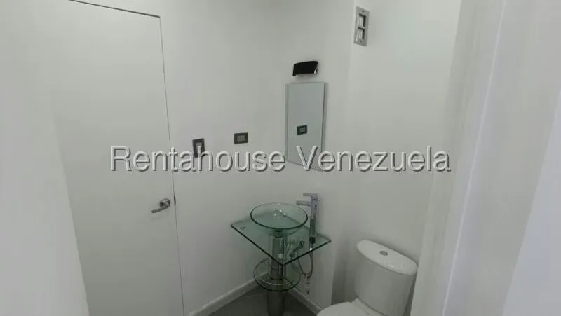 Oficina en Alquiler en Las Mercedes, Distrito Metropolitano - 9