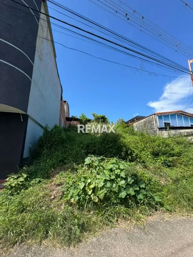 EN VENTA TERRENO EN LA VICTORIA - 2