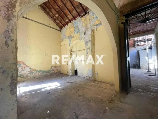 En venta casa colonial a remodelar de 92m2 en Puerto Cabello - 3