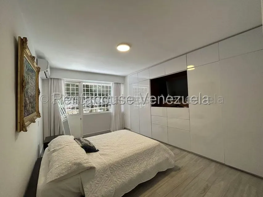 Apartamento (1 Nivel) en Alquiler en San Roman, Distrito Metropolitano - 12