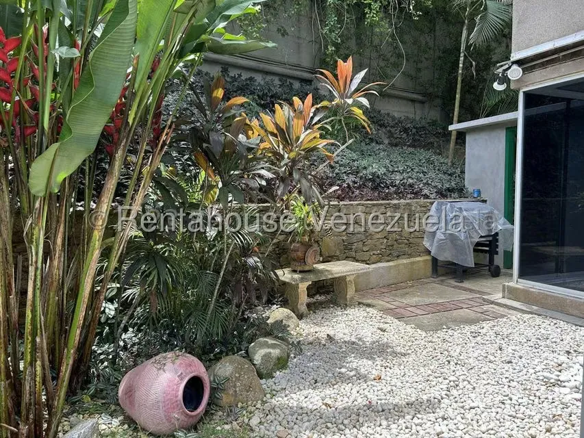 Apartamento (1 Nivel) en Alquiler en San Roman, Distrito Metropolitano - 16