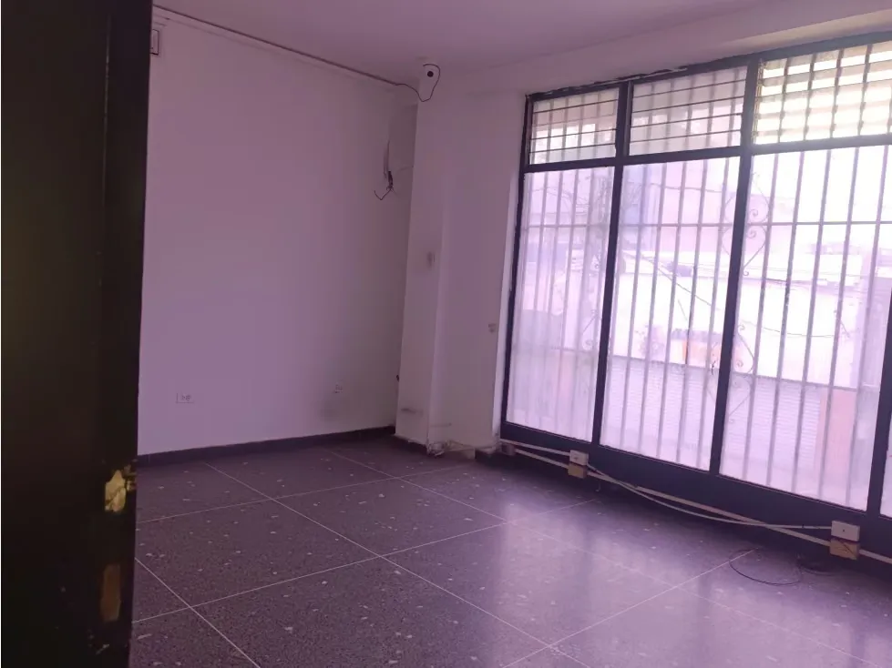 EDIFICIO INDUSTRIAL BOLEITA SUR 630 M2 CONSTRUCCION, 5 NIV Y 2 LOC - 13