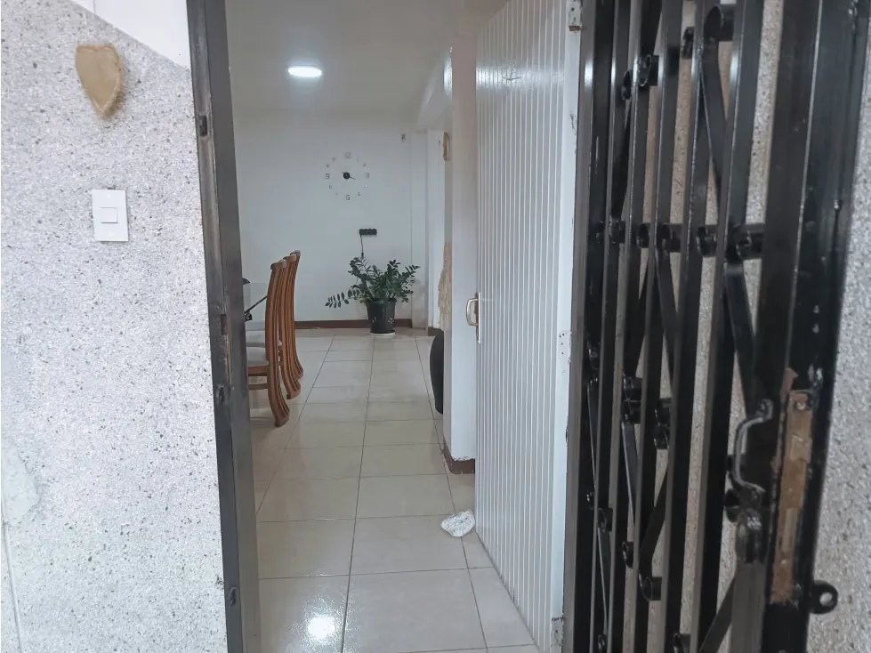EDIFICIO INDUSTRIAL BOLEITA SUR 630 M2 CONSTRUCCION, 5 NIV Y 2 LOC - 5