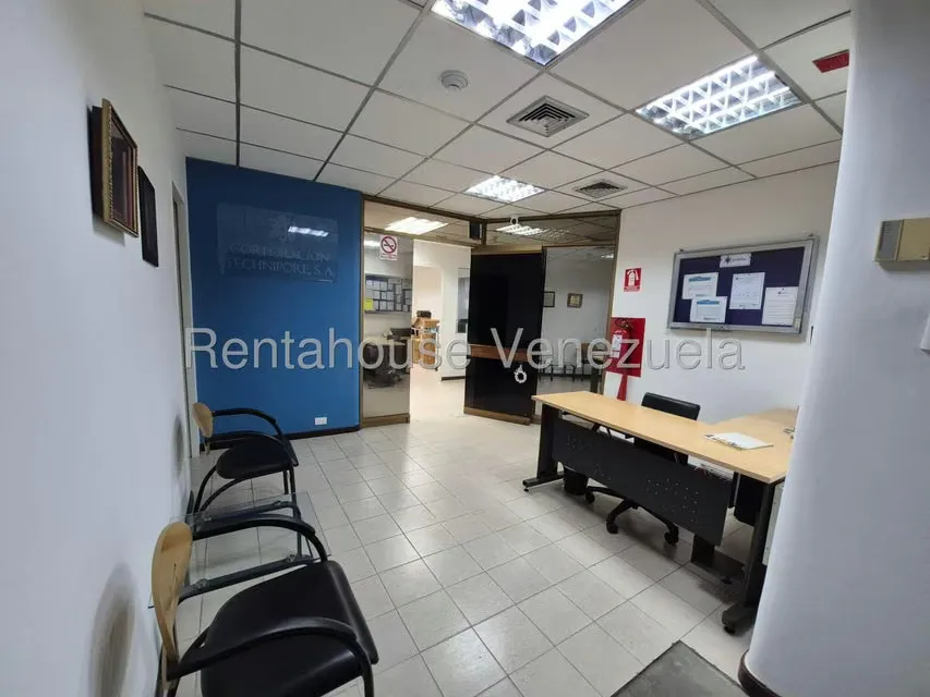Oficina en Venta en Prados del Este, Distrito Metropolitano - 4