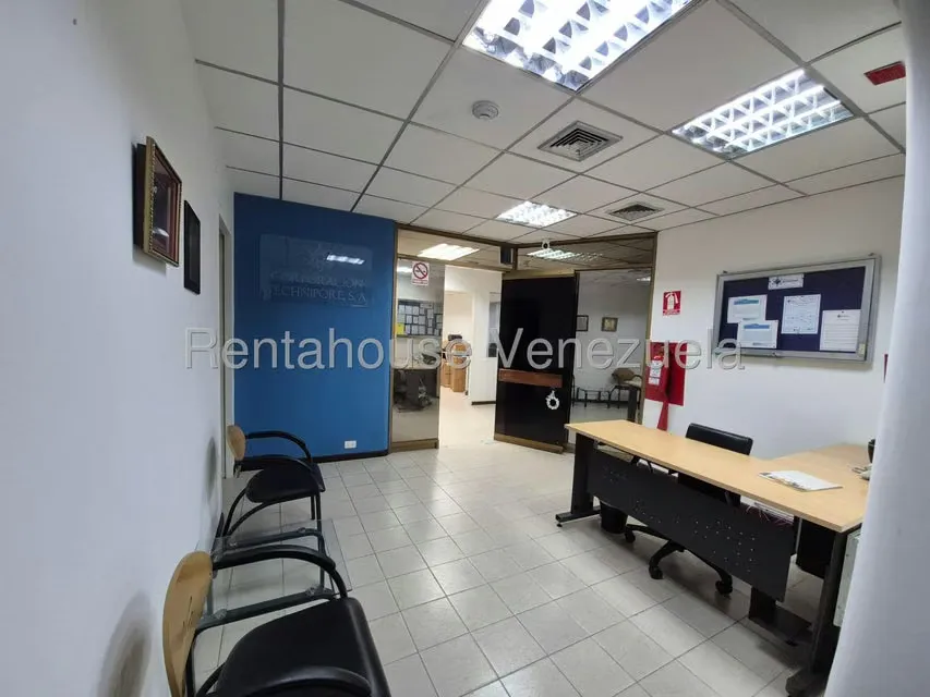Oficina en Venta en Prados del Este, Distrito Metropolitano - 5