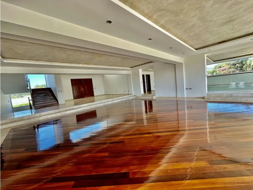 Copia de Se vende casa 2.700m2 6h/12b/15p La Lagunita - 2