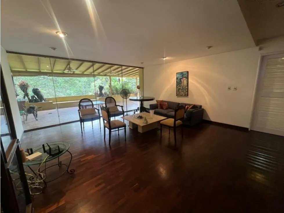 Se vende apartamento 380m2 La Union 5407 - 2