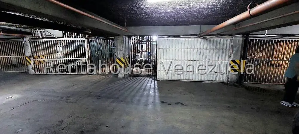 Apartamento (1 Nivel) en Venta en El Paraiso, Distrito Metropolitano - 20