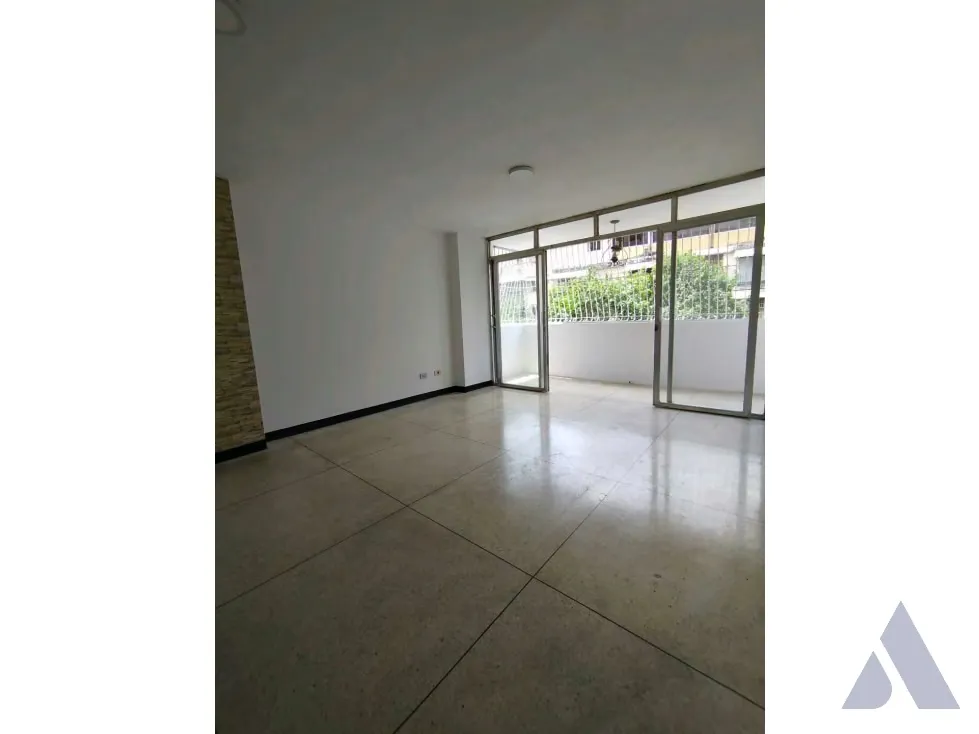Vendo apartamento 100m2 Santa Mónica 4257