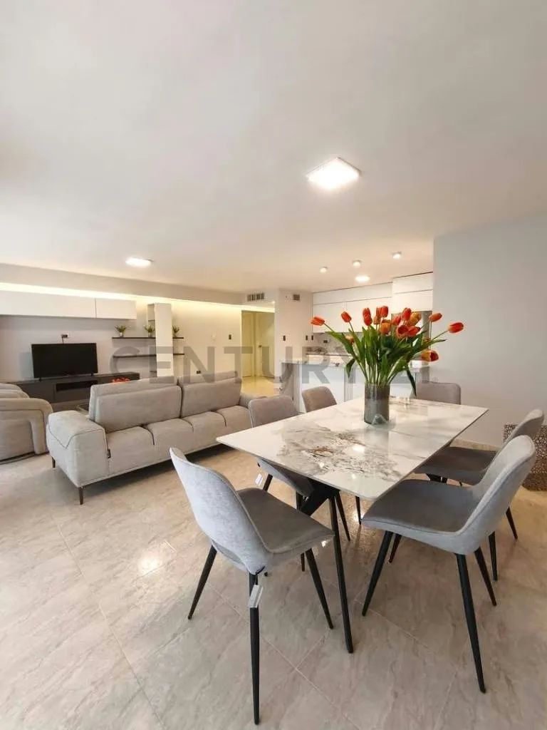 En Alquiler Apartamento en Lecheria, Conjunto Residencial Fontana Suites - 13