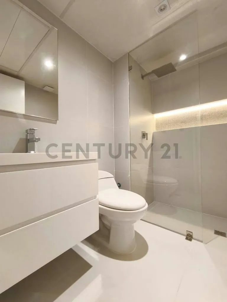 En Alquiler Apartamento en Lecheria, Conjunto Residencial Fontana Suites - 20