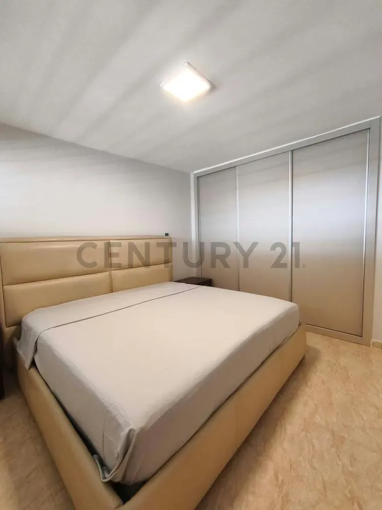 En Alquiler Apartamento en Lecheria, Conjunto Residencial Fontana Suites - 21