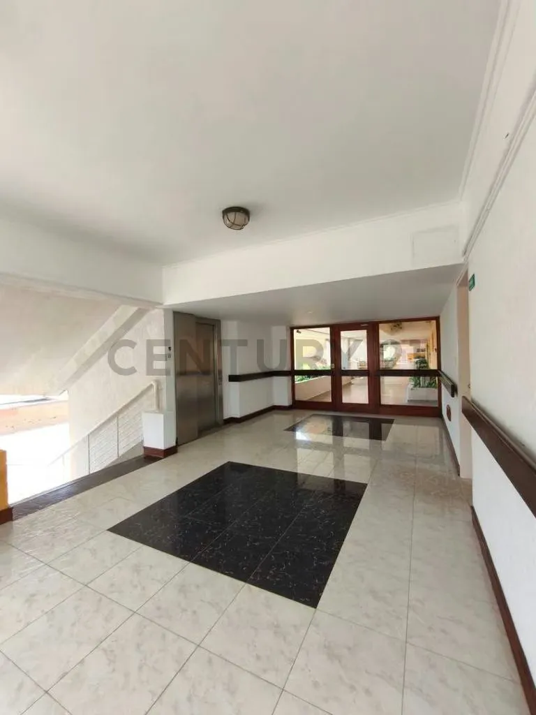 En Alquiler Apartamento en Lecheria, Conjunto Residencial Fontana Suites - 3