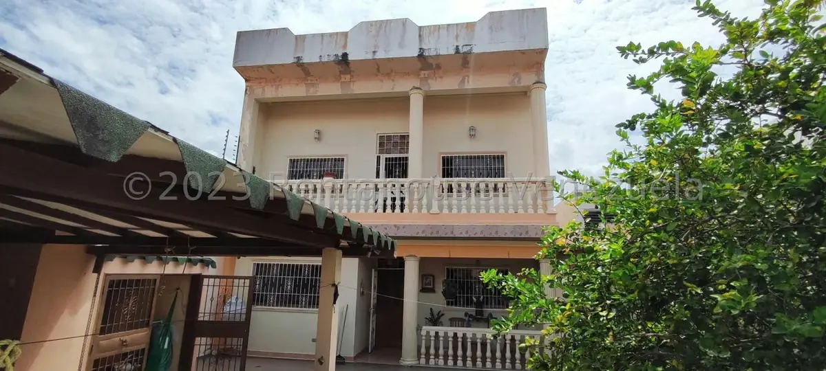Casa (1 Nivel) en Venta en Zona Este, Lara - 57