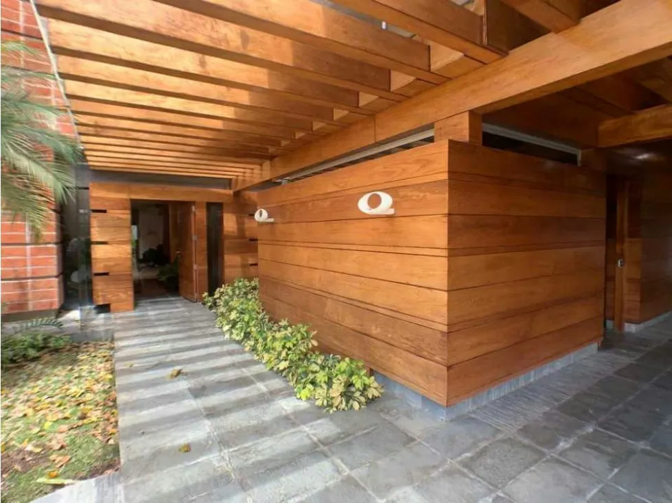 Vendo casa 850m2 La Lagunita 2179