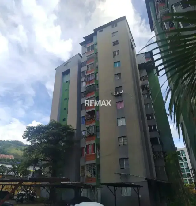 ALQUILER DE APARTAMENTO PISO 9 RES LA HACIENDA