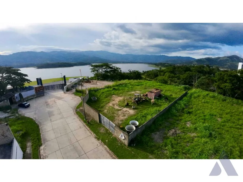 Vendo terreno con vista al dique 1200m2 Terrazas del Country 6350 - 2