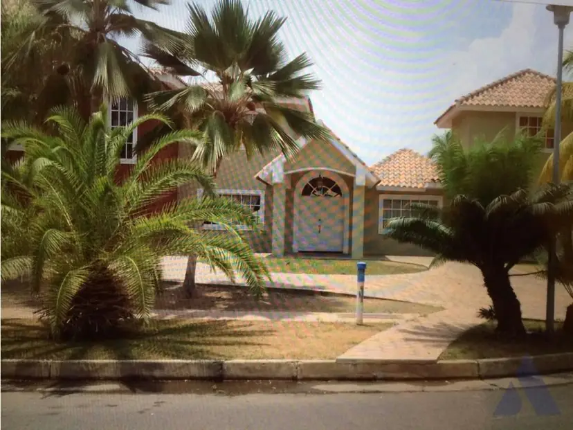 Se vende casa 750m2 Las Villas El Morro 2390