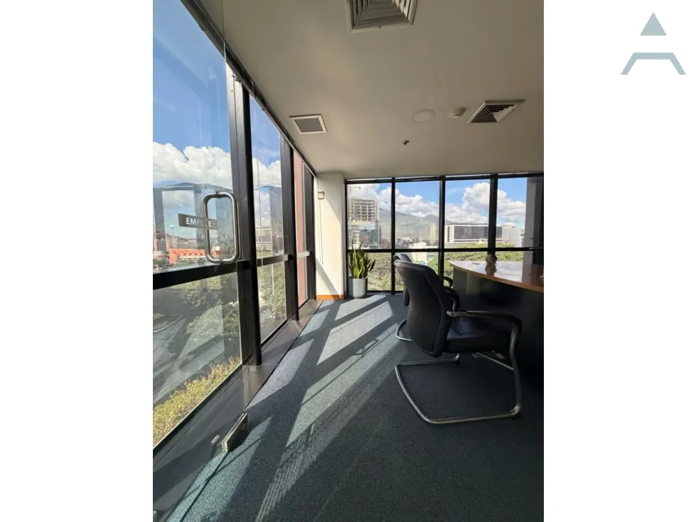Se vende oficina 327m² 3b+6e Las Mercedes - 15