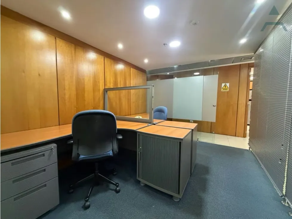 Se vende oficina 327m² 3b+6e Las Mercedes - 22