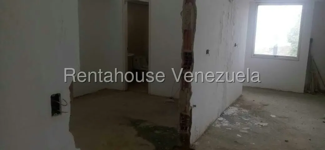 Apartamento (Duplex) en Venta en El Cigarral, Distrito Metropolitano - 20