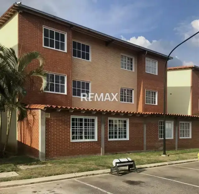 Excelente Apartamento a Estrenar en Alto Grande