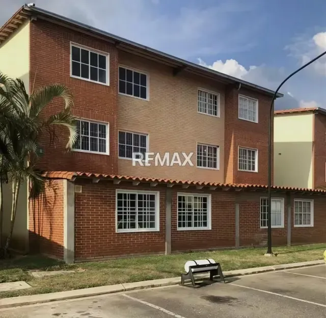 Excelente Apartamento a Estrenar en Alto Grande