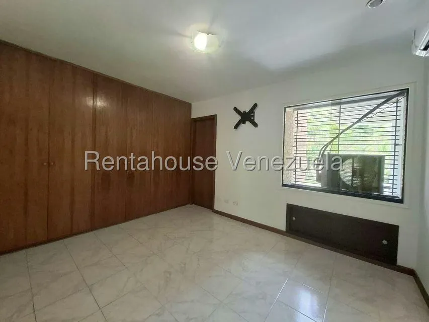 Apartamento (1 Nivel) en Alquiler en Santa Fe Norte, Distrito Metropolitano - 11