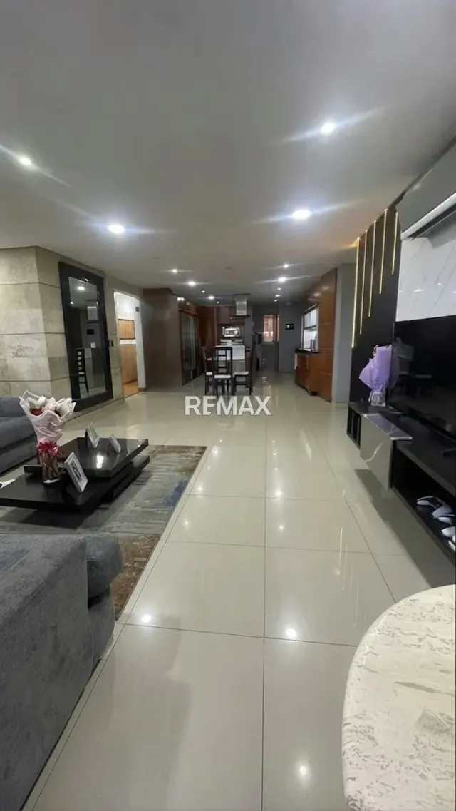 En Venta¡Espectacular Apartamento con Vista al Valle! | Terrazas de Monte Real II - 2