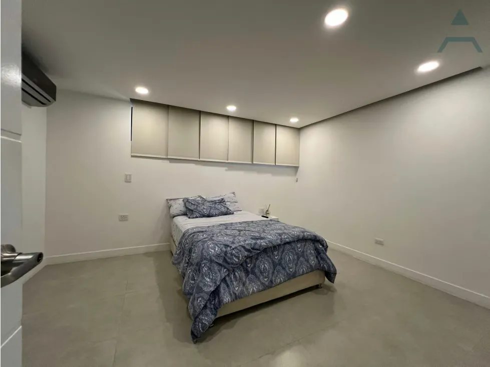 Se vende/alquila casa 1240m² 23h/17b/3e Colinas de Bello Monte - 52