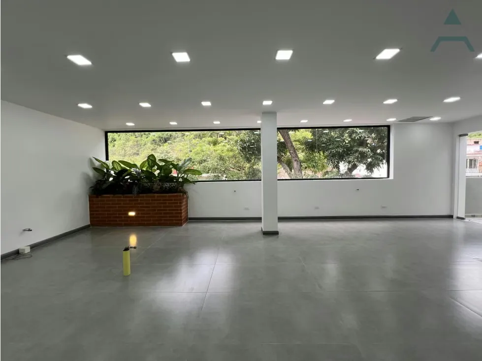 Se vende/alquila casa 1240m² 23h/17b/3e Colinas de Bello Monte - 6