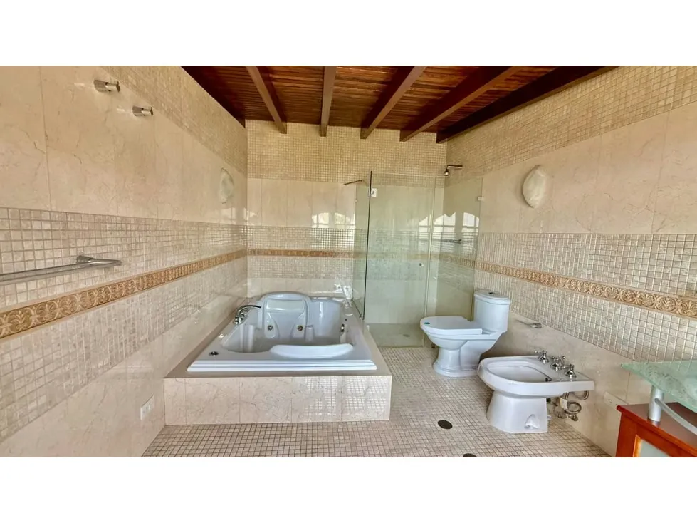 Se vende casa 2015m² 6h+2s/11b+1s/9e Alto Hatillo - 21