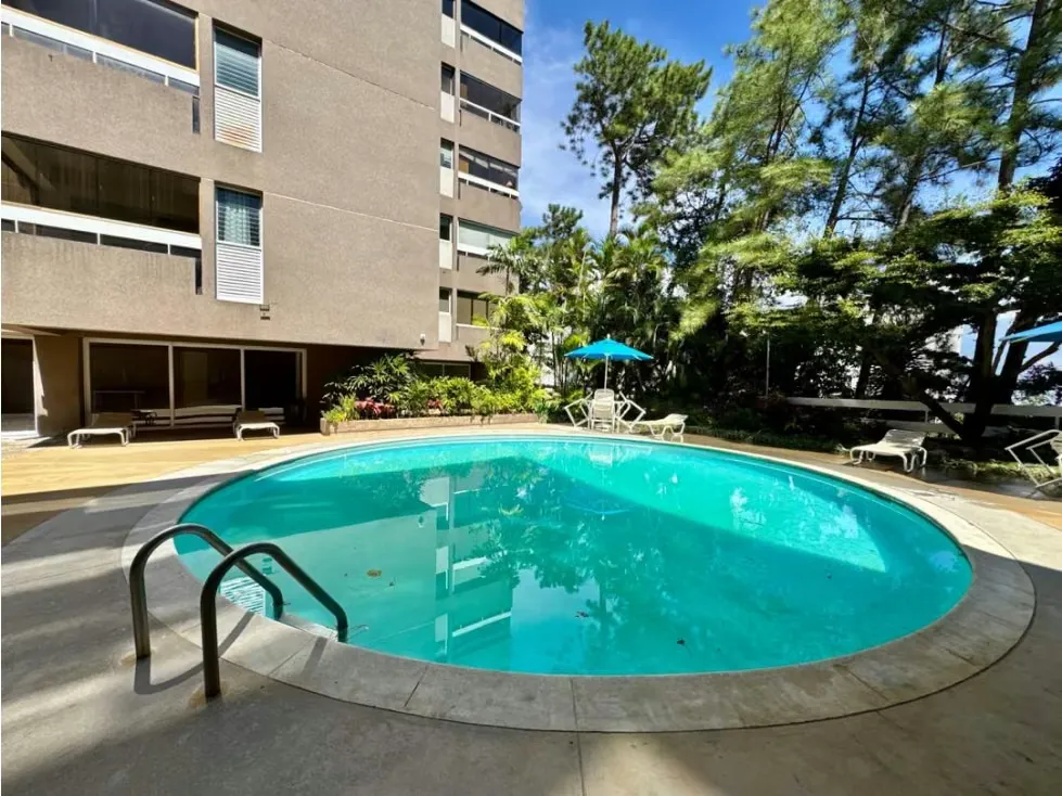 Apartamento en Alquiler en Colinas De Bello Monte de 1h,2B,1E 62m2