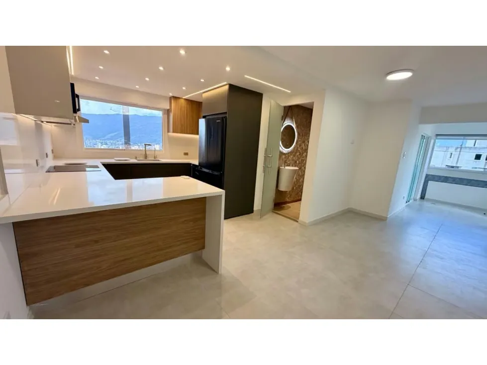Apartamento en Alquiler en Colinas De Bello Monte de 1h,2B,1E 62m2 - 2