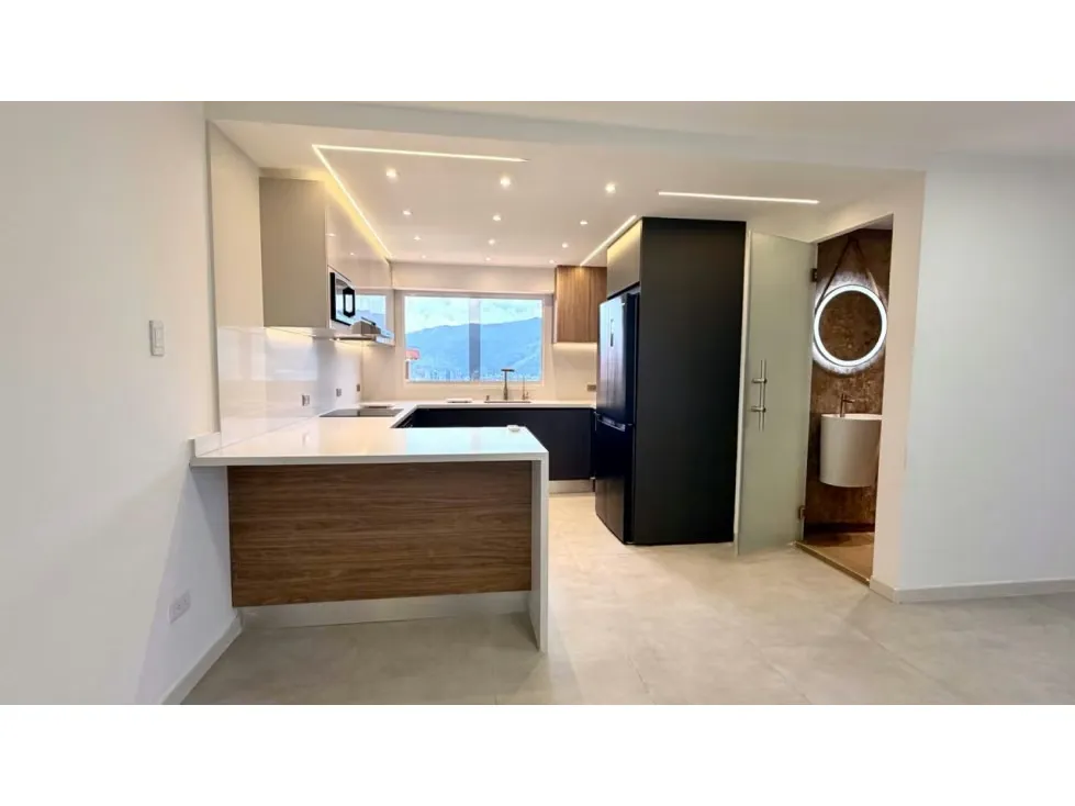 Apartamento en Alquiler en Colinas De Bello Monte de 1h,2B,1E 62m2 - 16