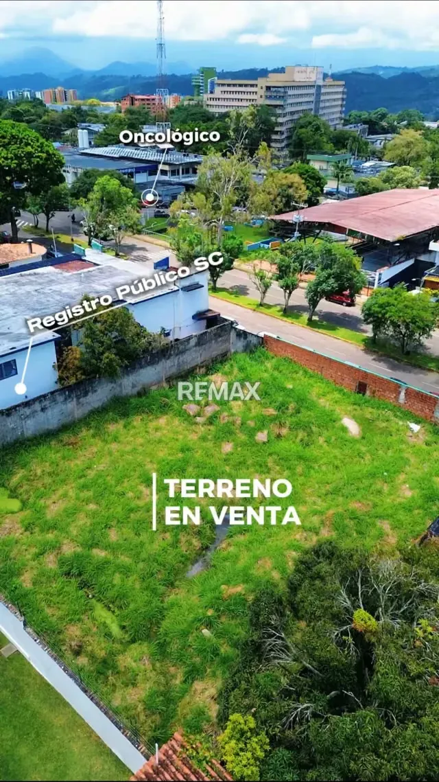 Venta de Terreno - en la Urb. Mérida - 13