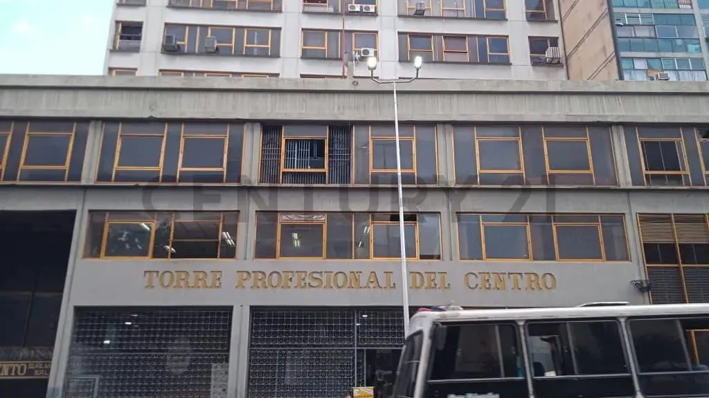 Venta Oficina Avenida Lecuna, Caracas - 2