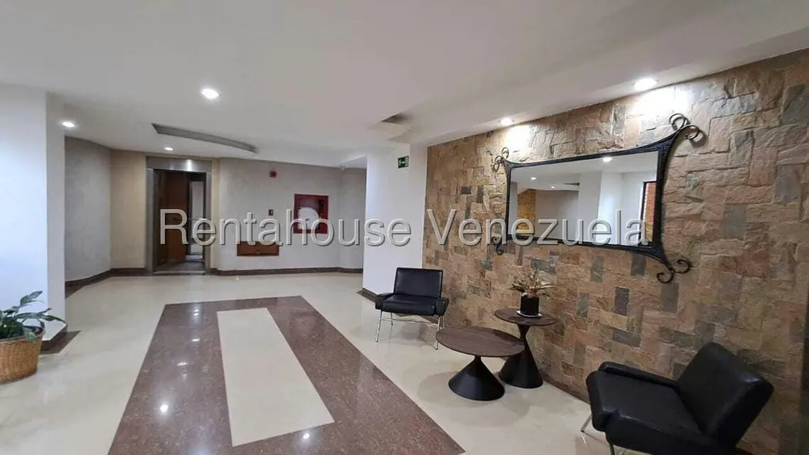 Apartamento (1 Nivel) en Alquiler en Ciudad Jardin, Carabobo - 11