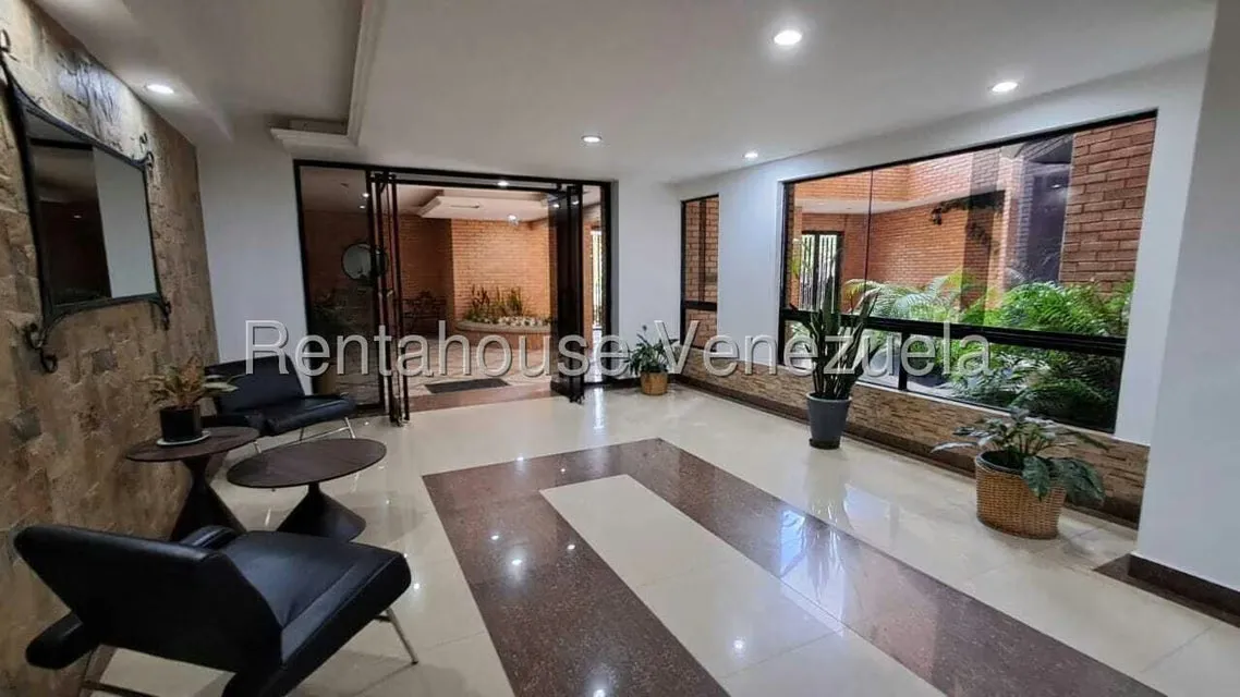 Apartamento (1 Nivel) en Alquiler en Ciudad Jardin, Carabobo - 14