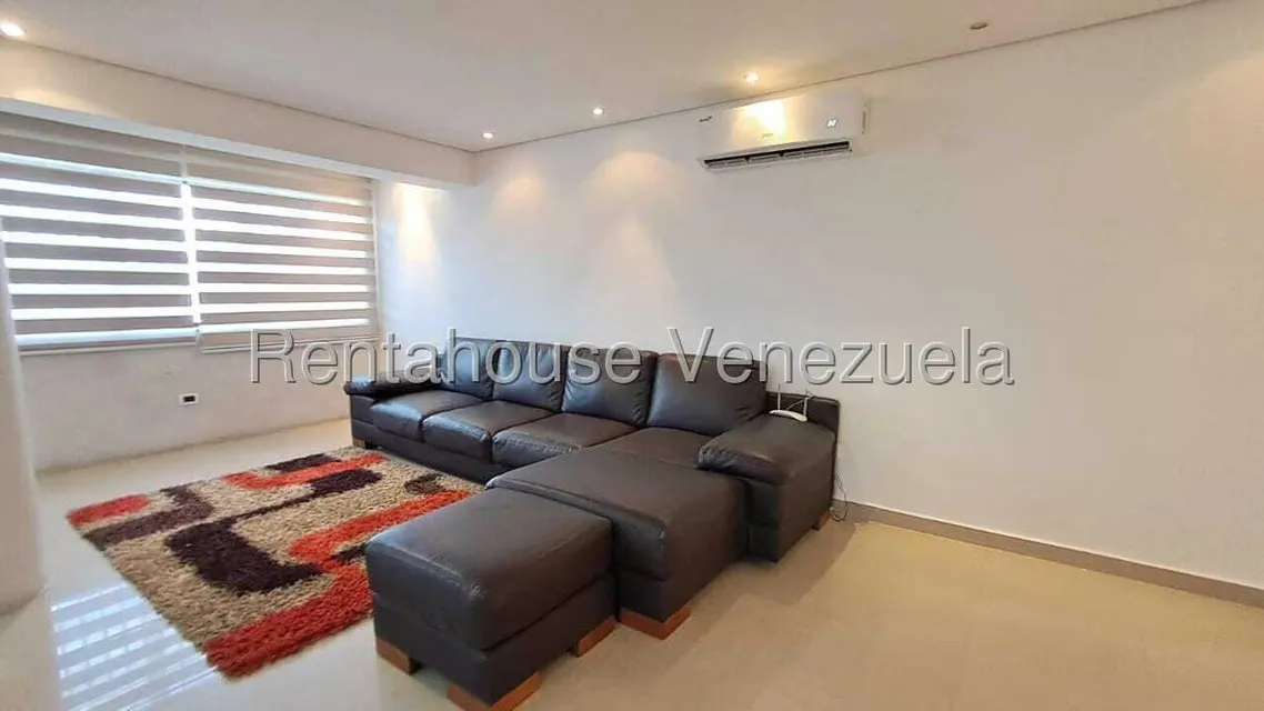 Apartamento (1 Nivel) en Alquiler en Ciudad Jardin, Carabobo - 19